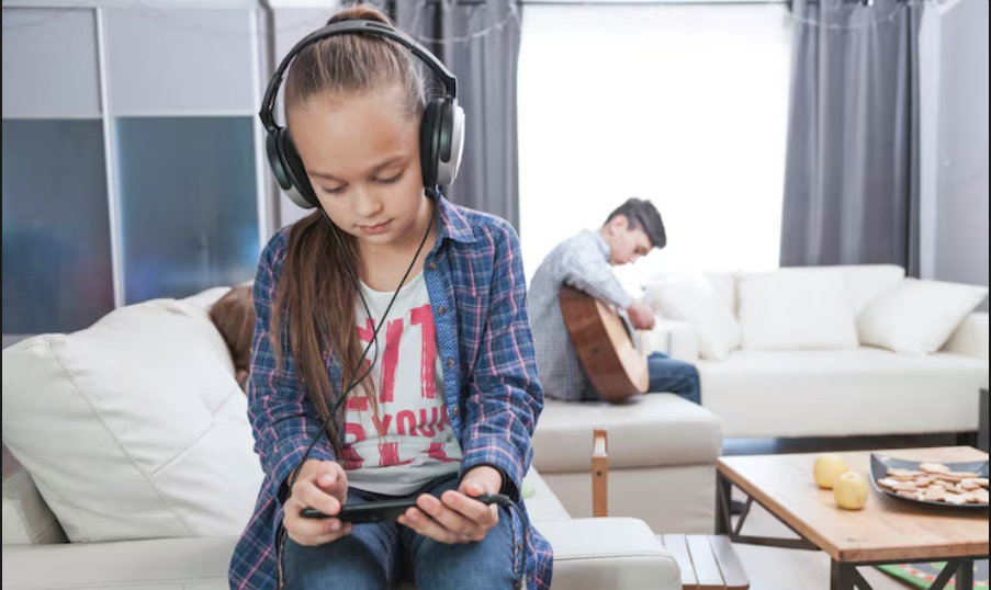 OMEP Israel Says Roblox Is Training Children for Violence