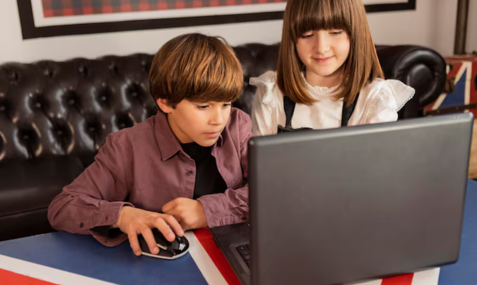 The Digital Divide in American Preschool