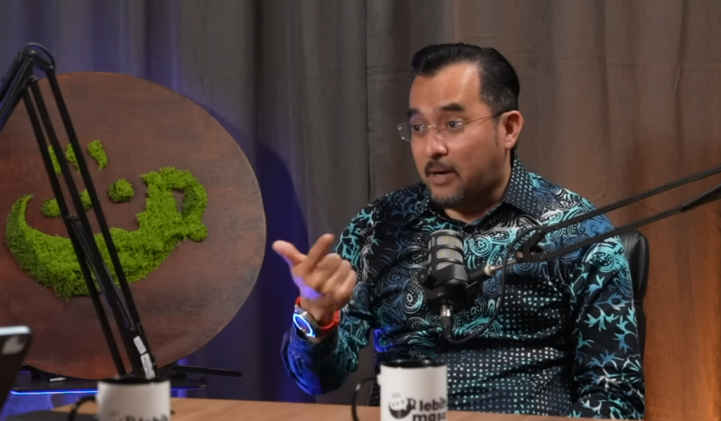 How Asyraf Wajdi Dusuki Education at Loughborough Shaped a Career in Islamic Finance