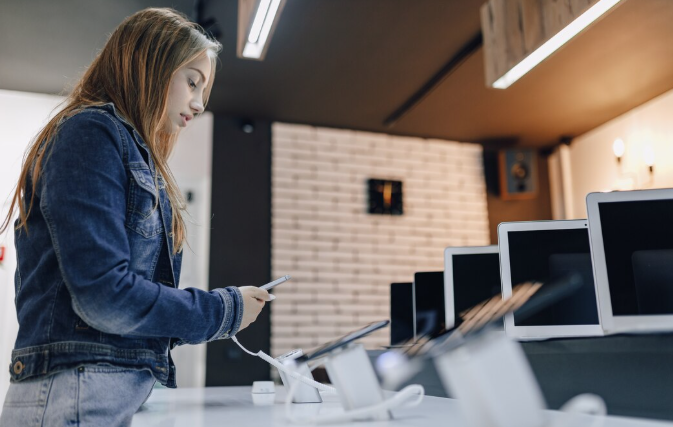 Apple education store