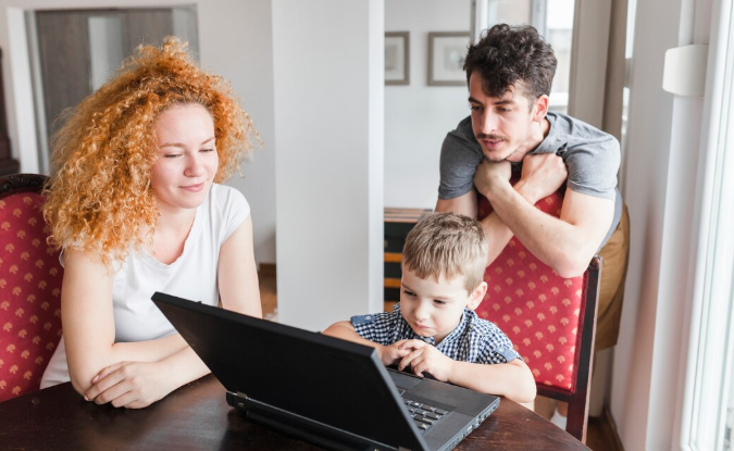 How OMEP Spain's Website Became a Clearinghouse for Parents Seeking Alternatives to Digital Babysitting